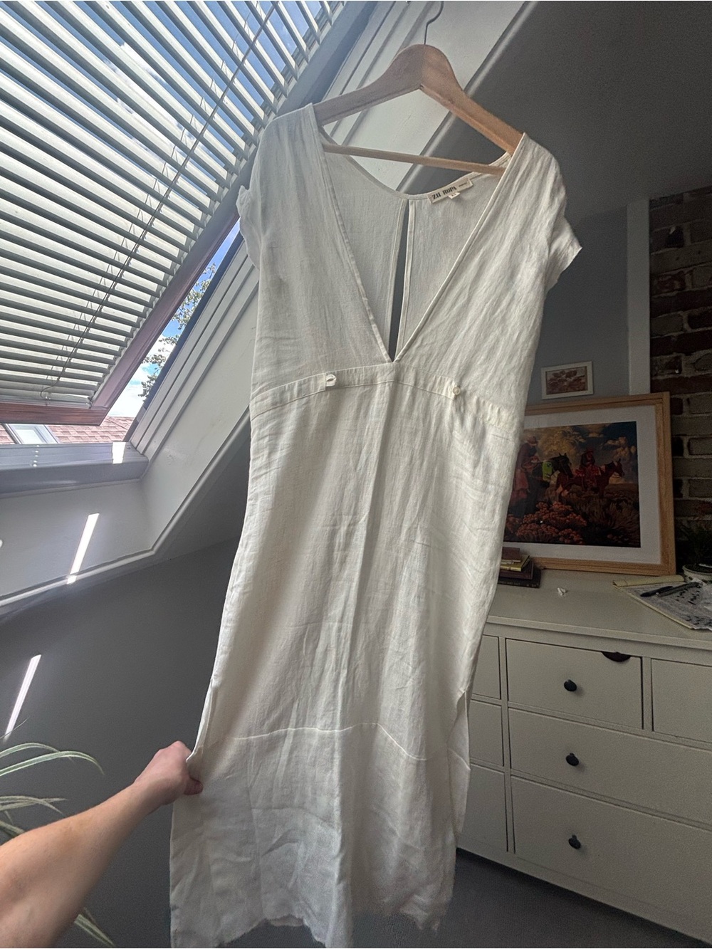Zii Ropa Linen Deep-V White Midi Oly Dress - Picture 7 of 8